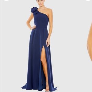 Mac Duggal - NWT - size 12 - Navy Blue One Shoulder Gown